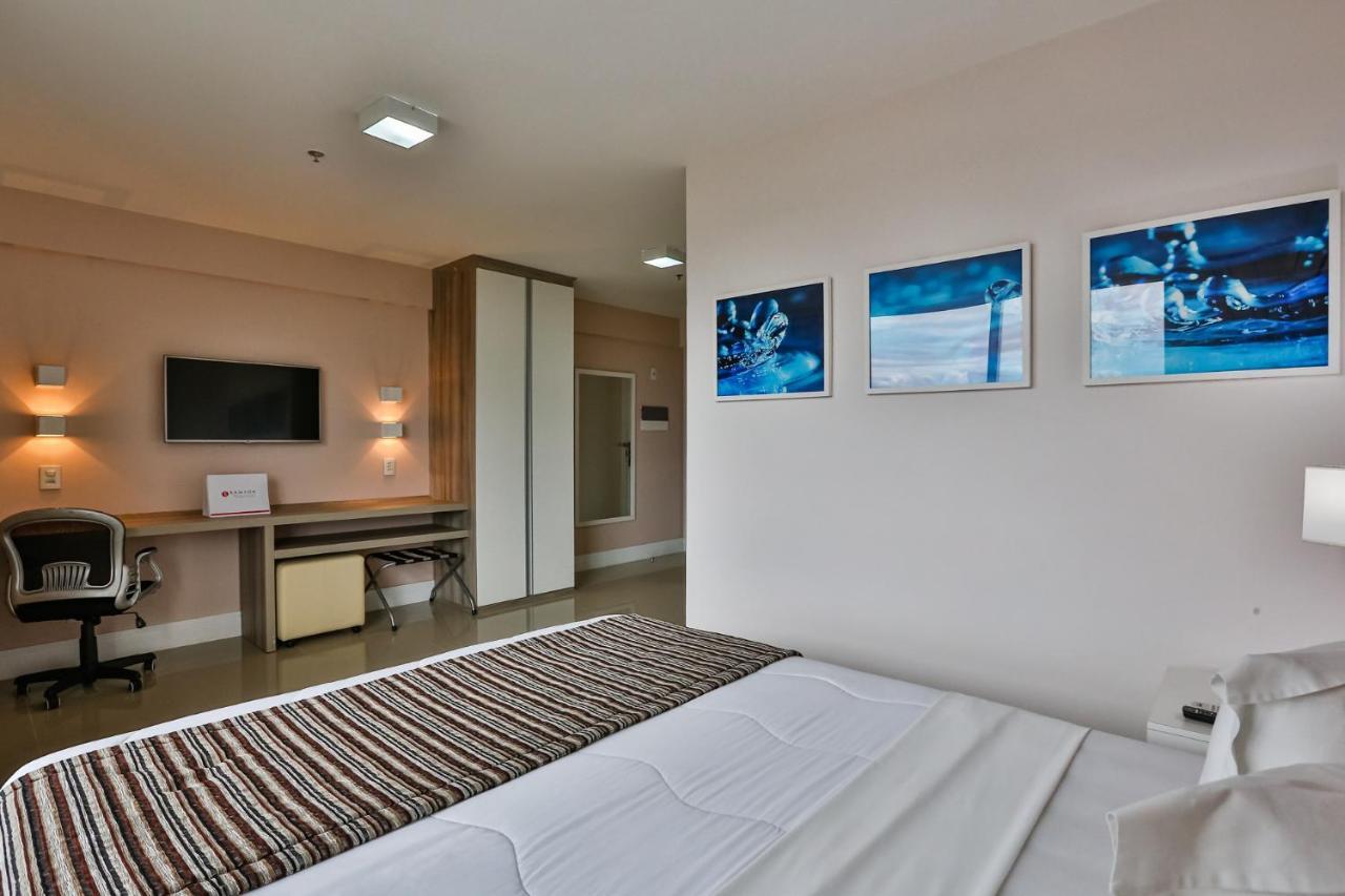 รามาดา โฮเต็ล แอนด์ สวีท กัมโปส โดส โกยตากาเซส Hotel กัมโปส โดส กอยตากาเซส ภายนอก รูปภาพ