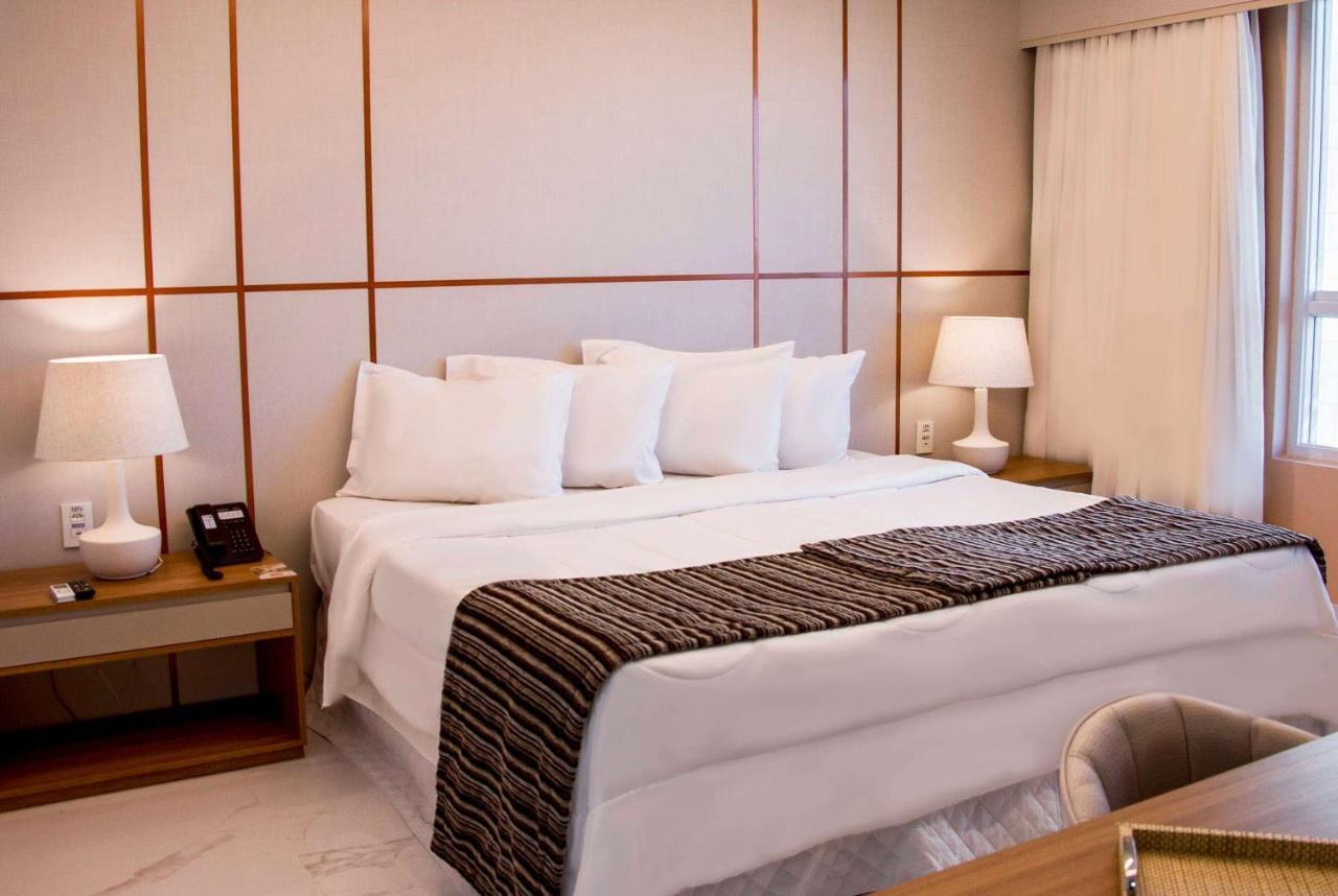 รามาดา โฮเต็ล แอนด์ สวีท กัมโปส โดส โกยตากาเซส Hotel กัมโปส โดส กอยตากาเซส ภายนอก รูปภาพ