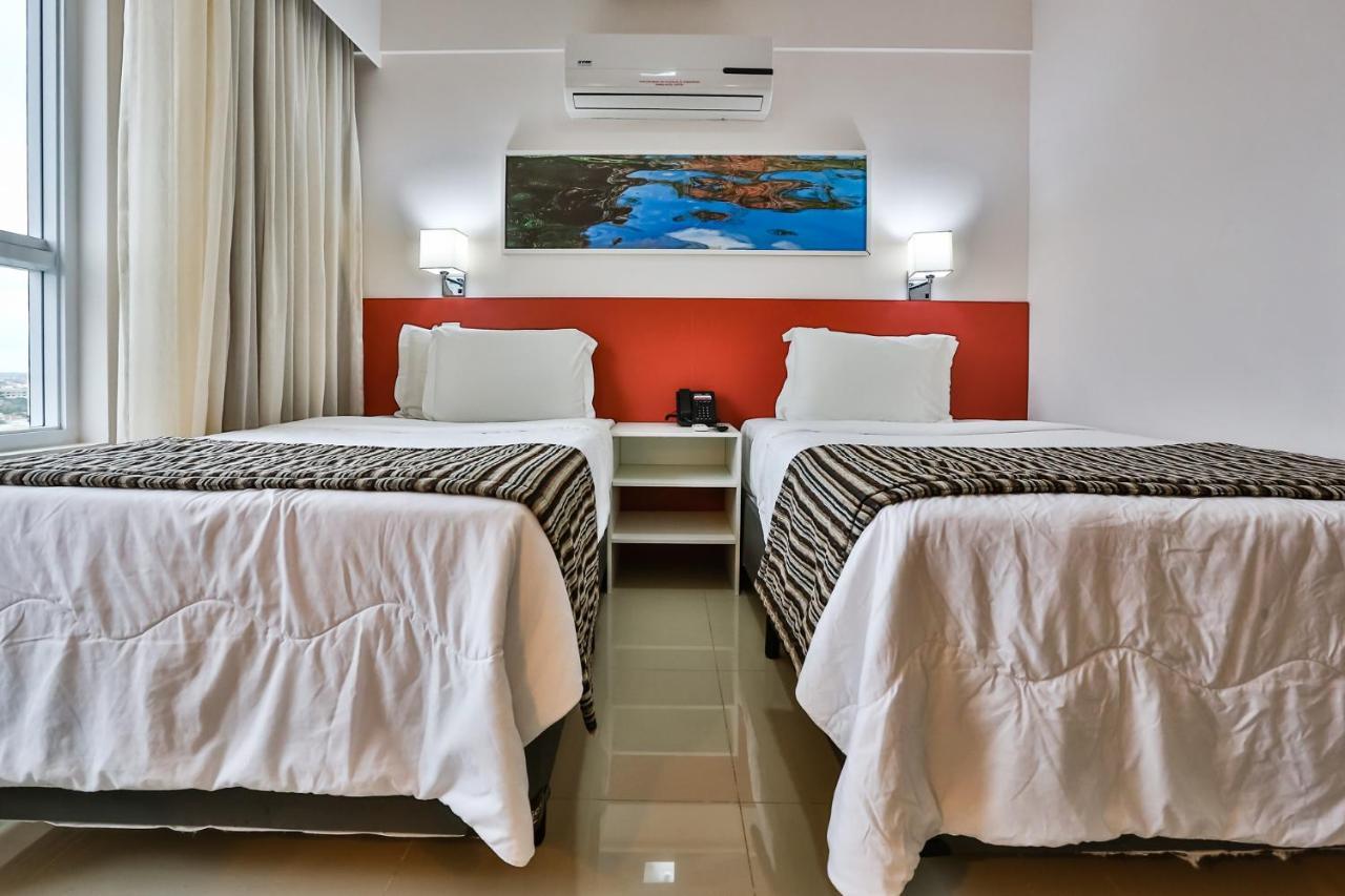 รามาดา โฮเต็ล แอนด์ สวีท กัมโปส โดส โกยตากาเซส Hotel กัมโปส โดส กอยตากาเซส ภายนอก รูปภาพ